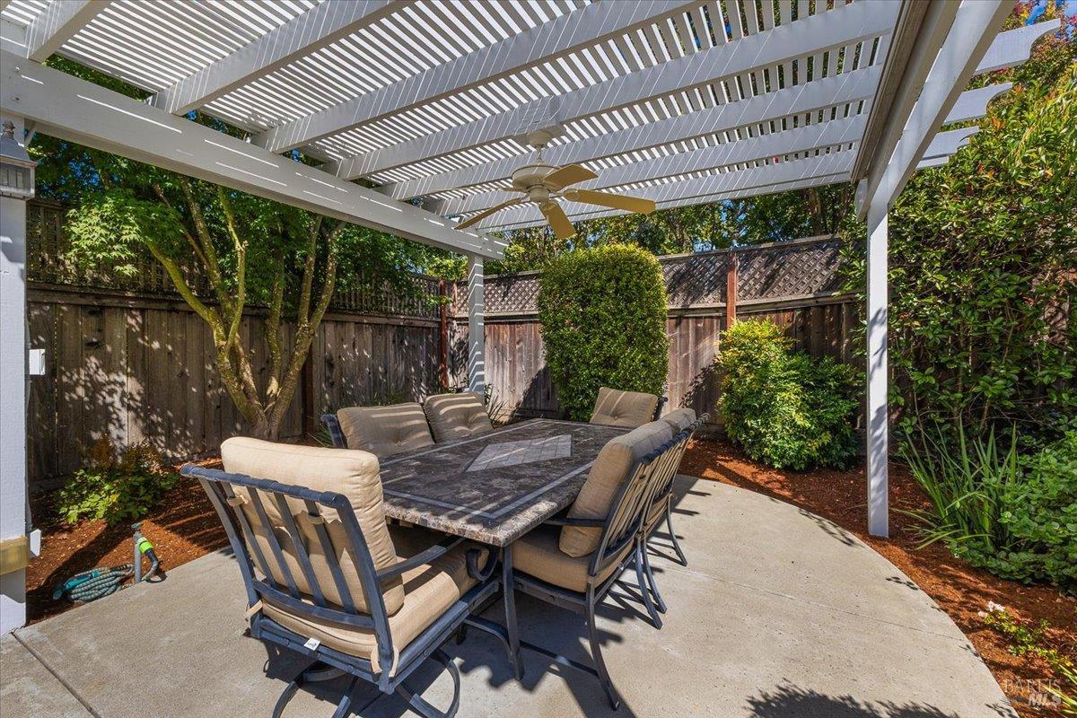 Santa Rosa, California, 95409, United States, 3 Bedrooms Bedrooms, ,2 BathroomsBathrooms,Residential,For Sale,1975473