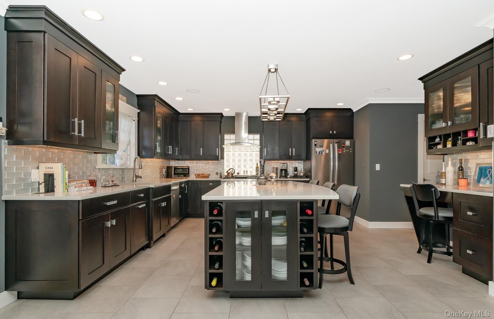 New Hyde Park, New York, 11040, United States, 4 Bedrooms Bedrooms, ,4 BathroomsBathrooms,Residential,For Sale,1976805