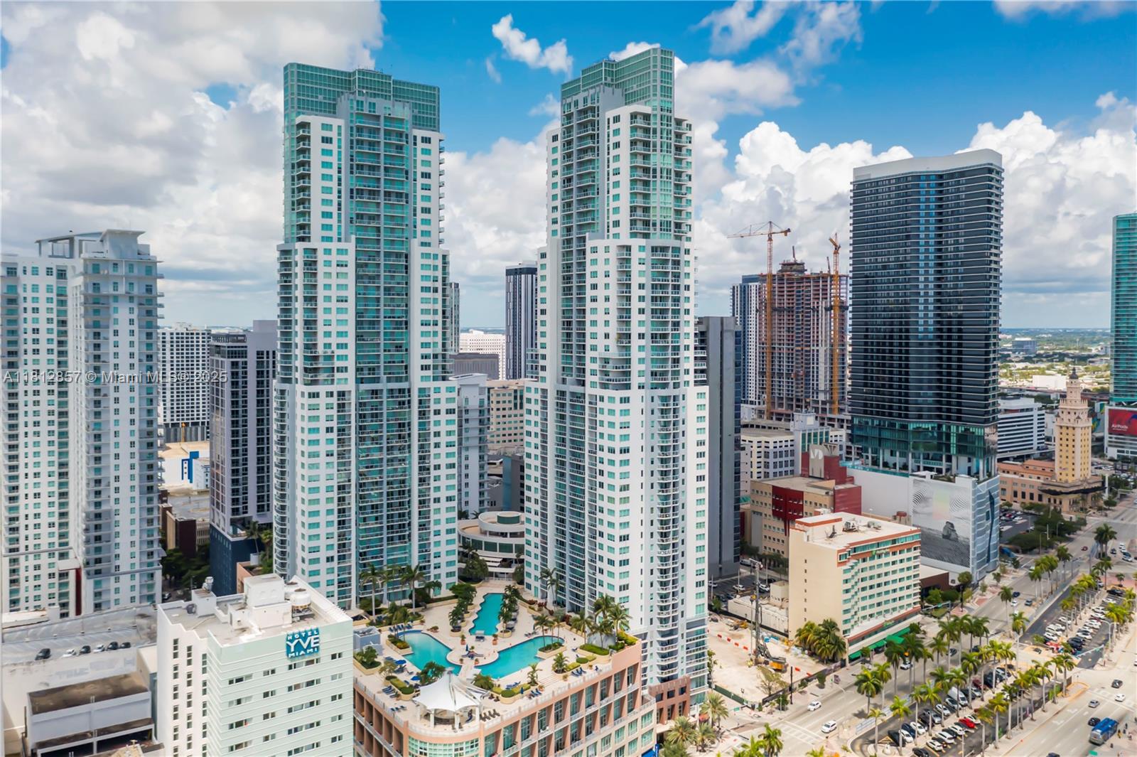 Miami, Florida, 33132, United States, 2 Bedrooms Bedrooms, ,2 BathroomsBathrooms,Residential,For Sale,1838941
