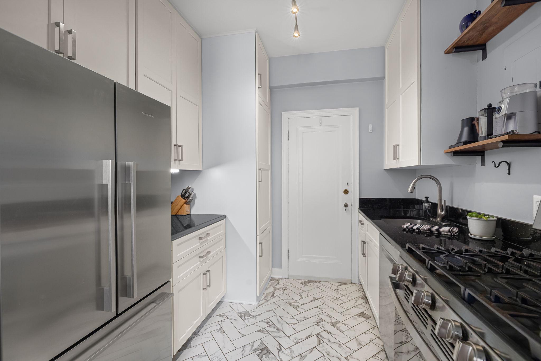  2737 Devonshire Place NW, Washington, DC, 20008 - 物件實景