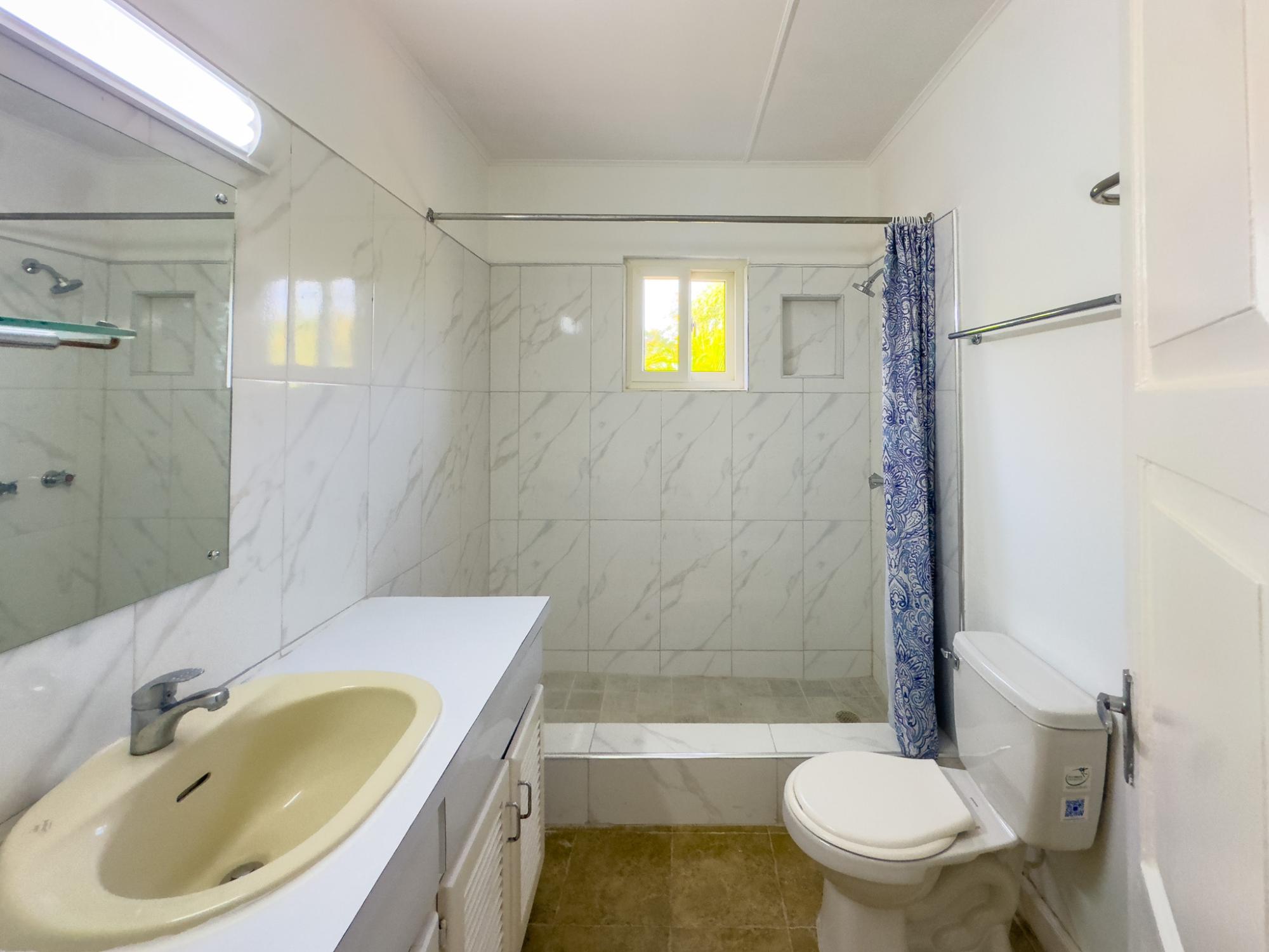 St. Ann, JM, 5 Bedrooms Bedrooms, ,3 BathroomsBathrooms,Residential,For Sale,1932933