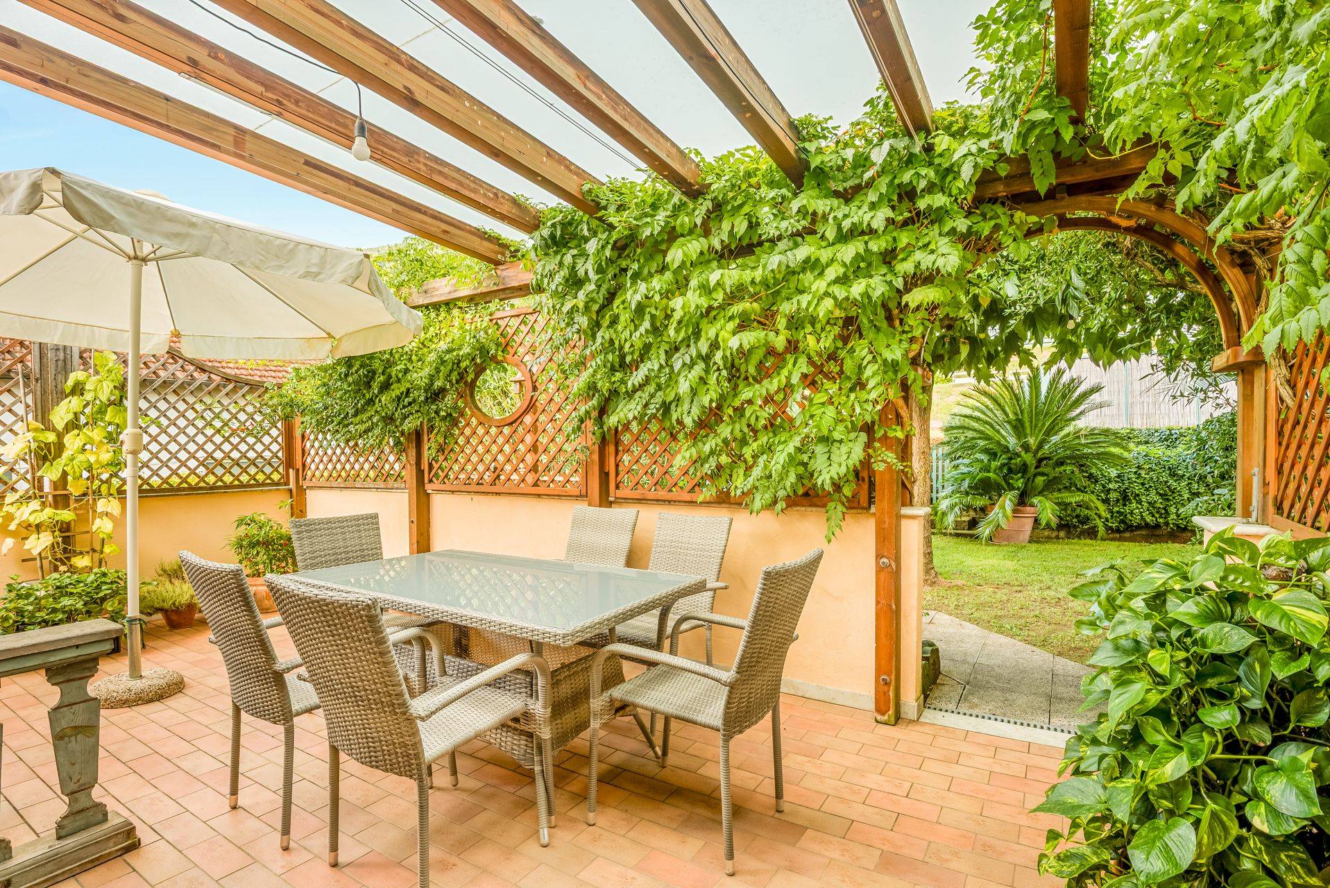 Pietrasanta, Lucca, 55045, IT, 2 Bedrooms Bedrooms, ,3 BathroomsBathrooms,Residential,For Sale,1950979