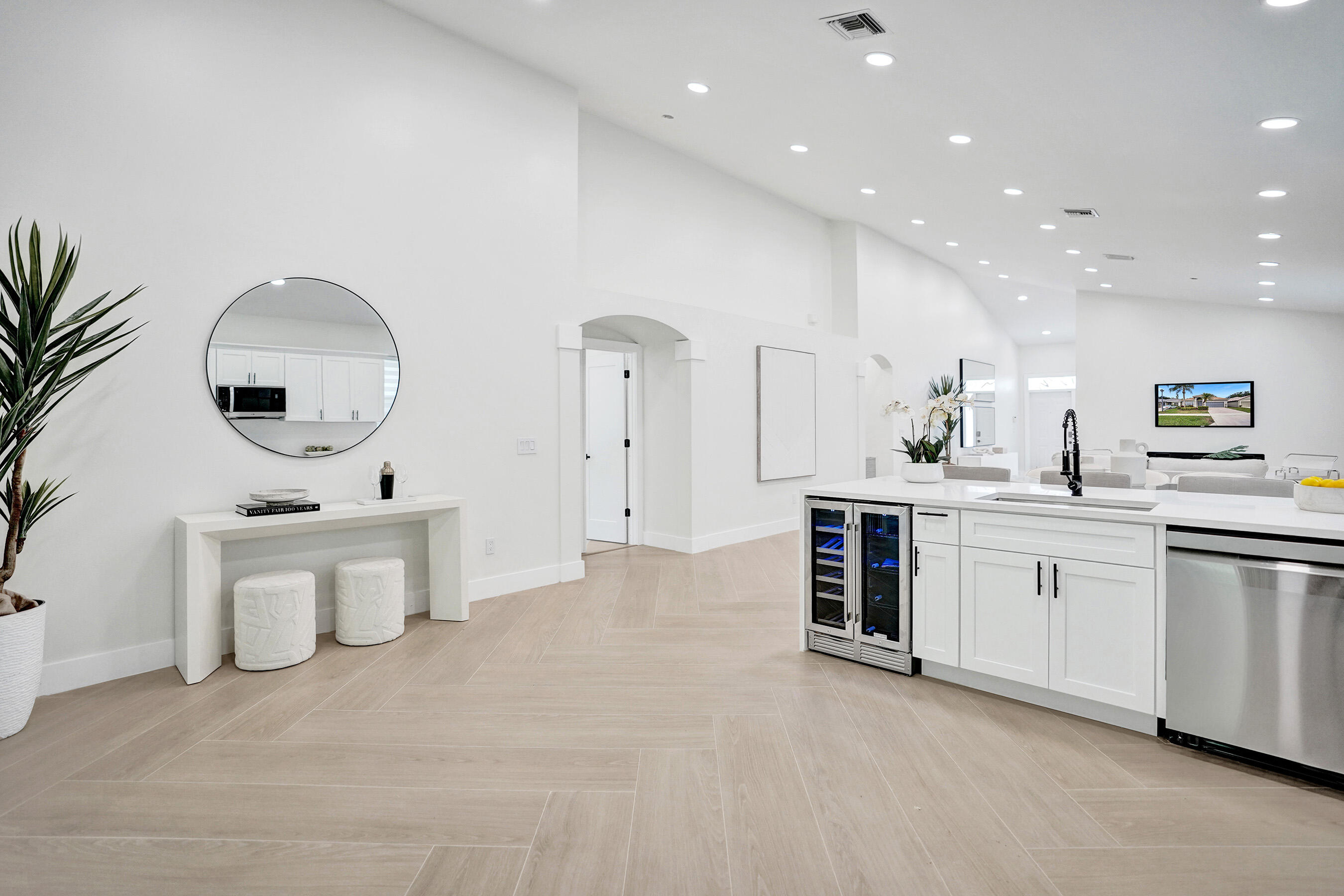 Delray Beach, Florida, 33446, United States, 4 Bedrooms Bedrooms, ,2 BathroomsBathrooms,Residential,For Sale,1898707
