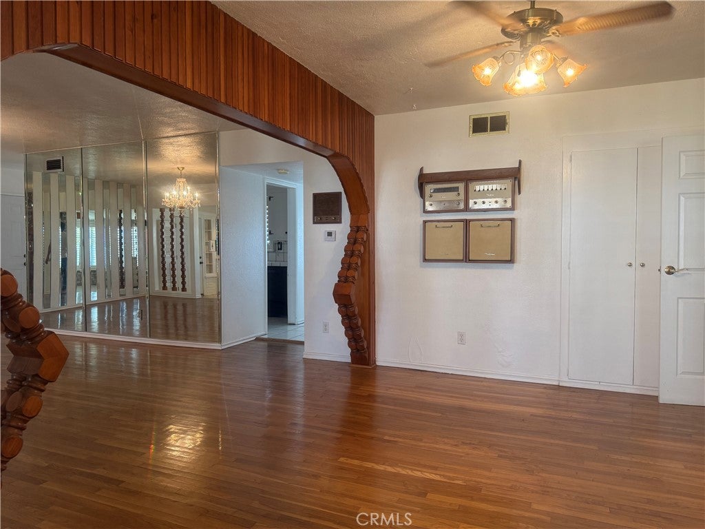 San Bernardino, California, 92404, United States, 3 Bedrooms Bedrooms, ,2 BathroomsBathrooms,Residential,For Sale,1955291