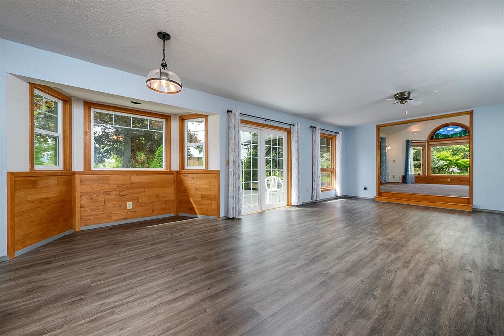 Polson, Montana, 59860, United States, 3 Bedrooms Bedrooms, ,1 BathroomBathrooms,Residential,For Sale,1846037