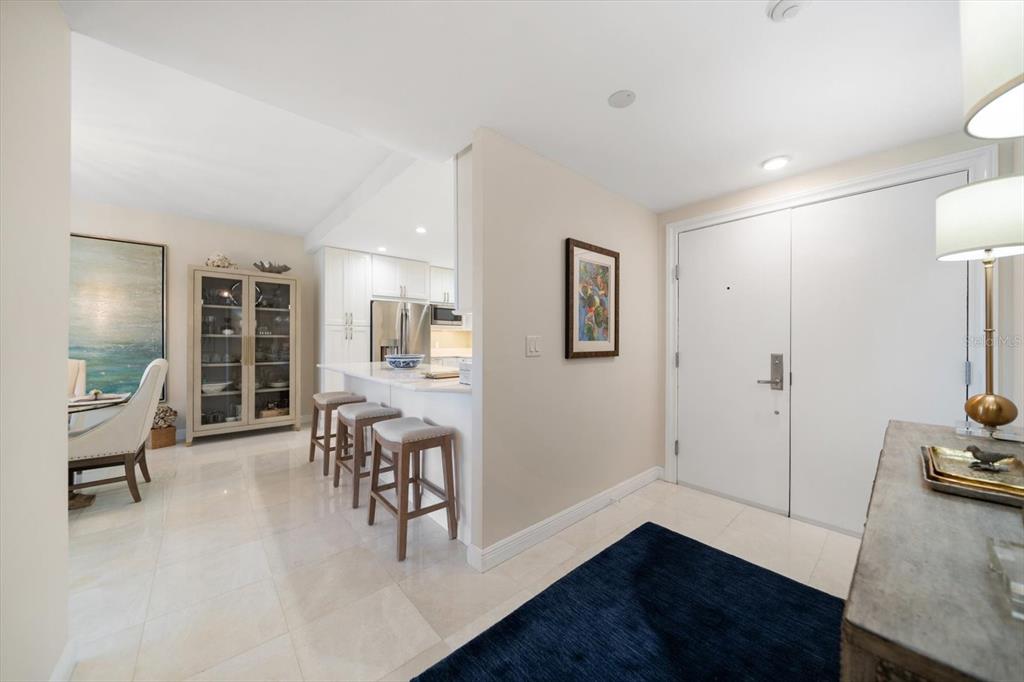 Belleair, Florida, 33756, United States, 2 Bedrooms Bedrooms, ,2 BathroomsBathrooms,Residential,For Sale,1877126