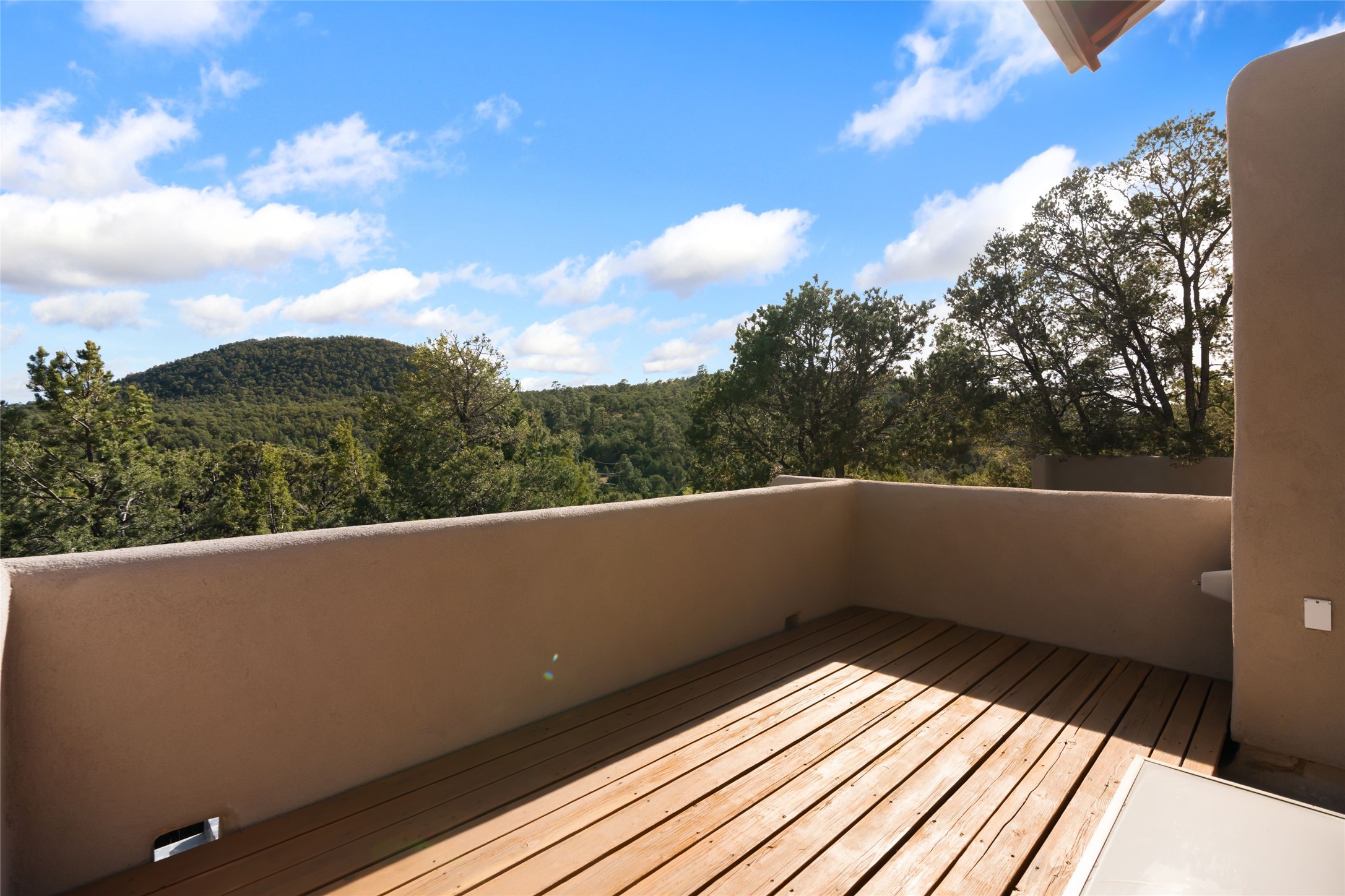  7641 Old Santa Fe Trail - 物件實景