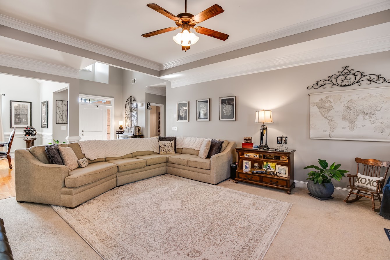 Whitesburg, Georgia, 30185, United States, 4 Bedrooms Bedrooms, ,3 BathroomsBathrooms,Residential,For Sale,1977664