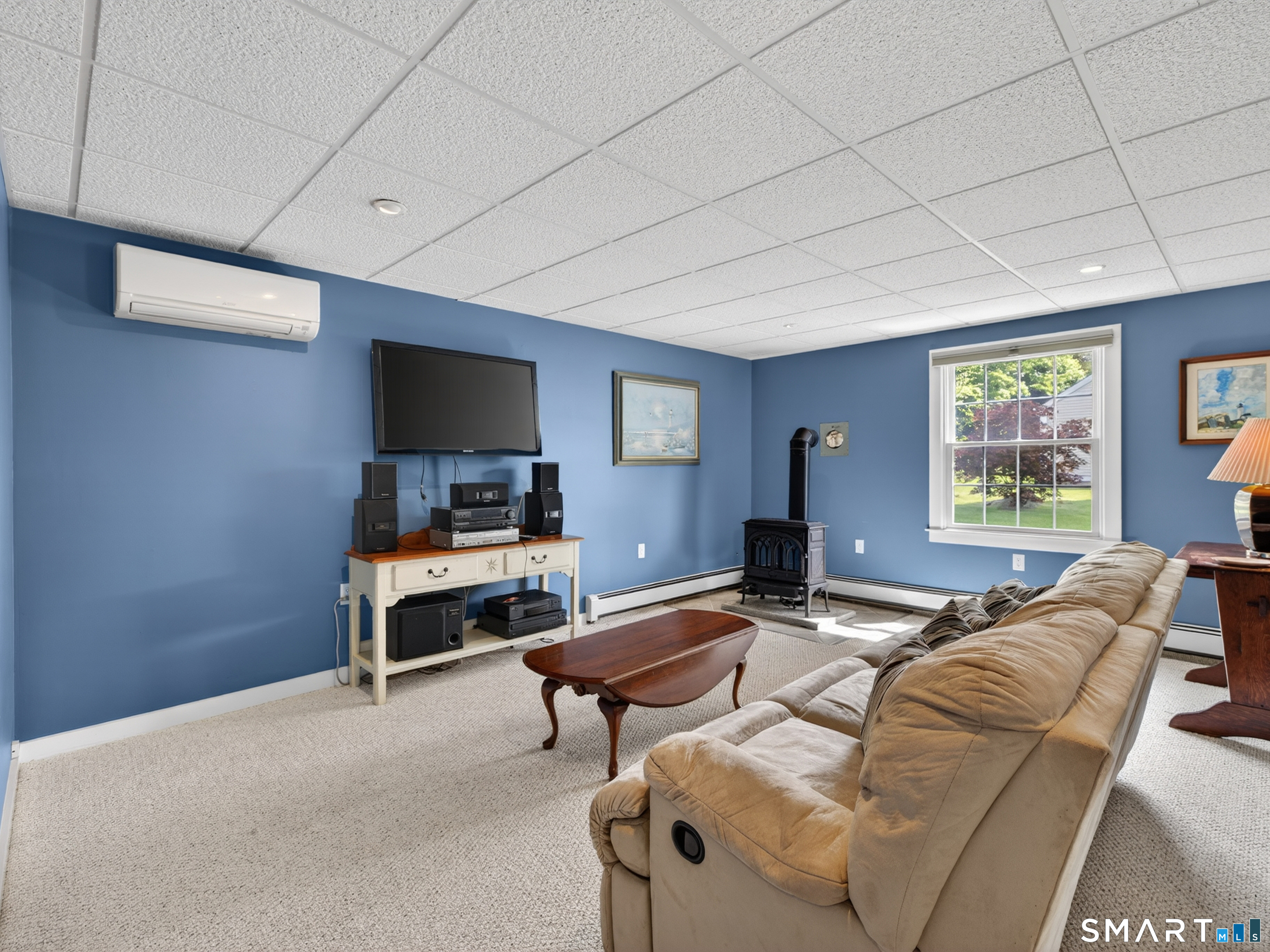 Mystic, Connecticut, 06355, United States, 4 Bedrooms Bedrooms, ,Residential,For Sale,2049370