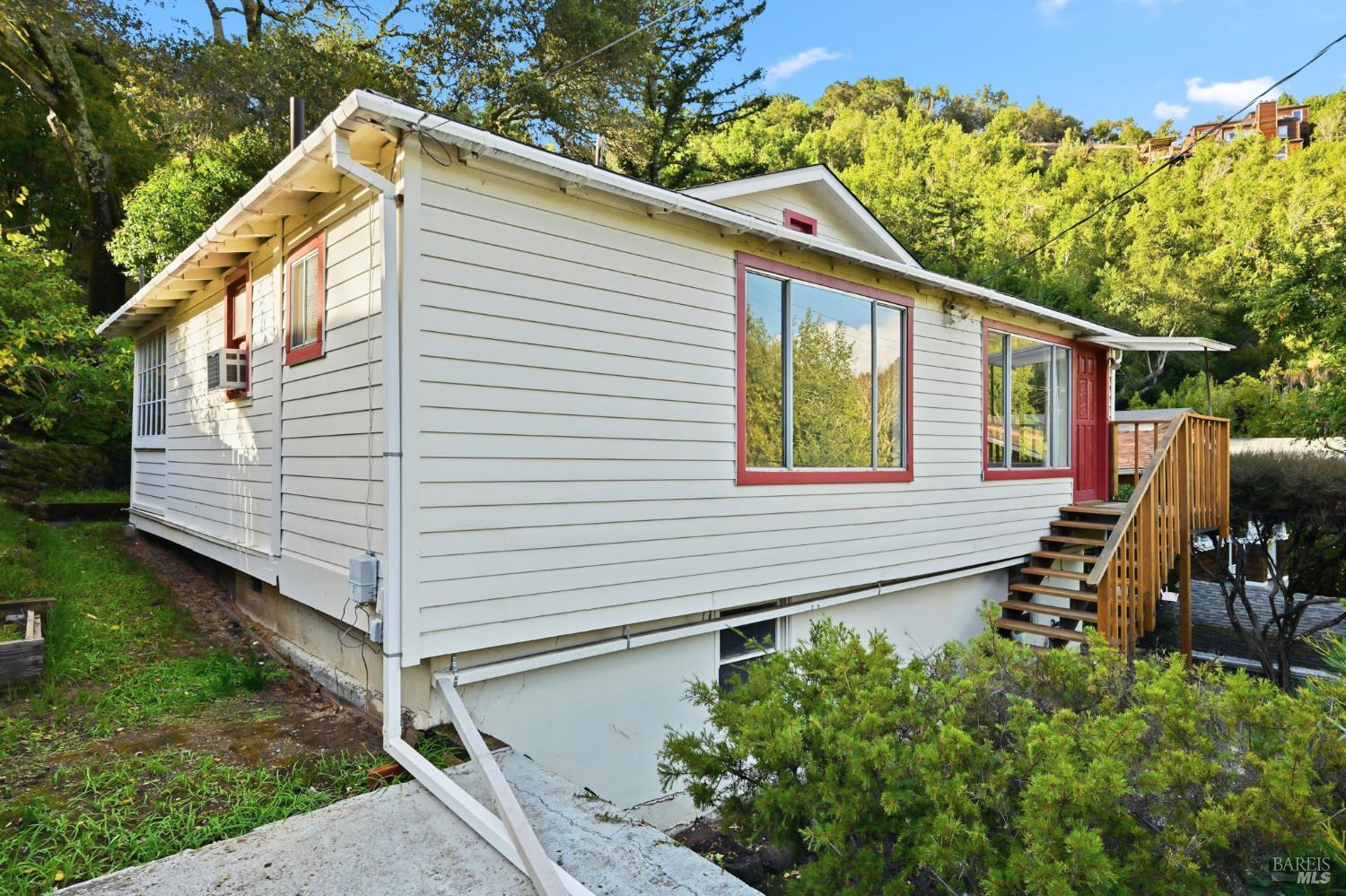 Fairfax, California, 94930, United States, 2 Bedrooms Bedrooms, ,2 BathroomsBathrooms,Residential,For Sale,1989097