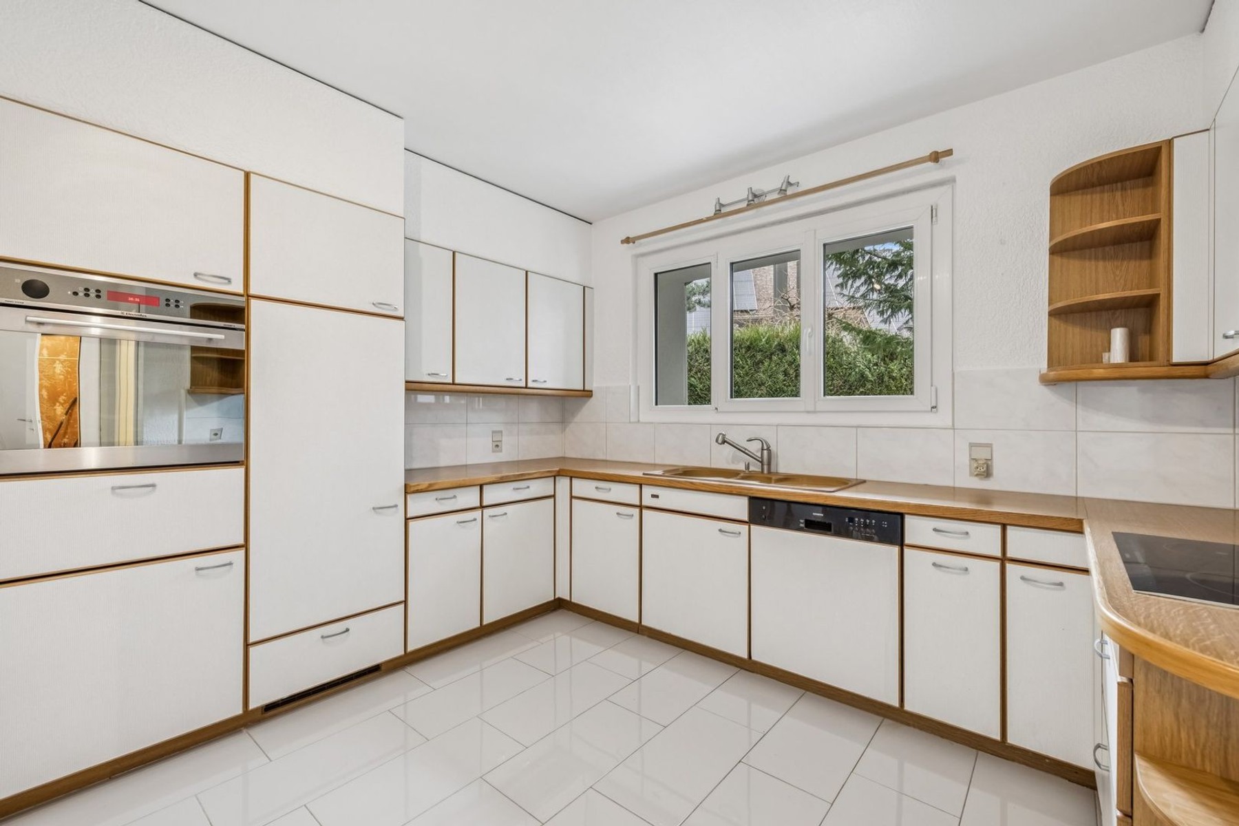  Renovated family villa in Commugny with independent studio apartment - 物件實景