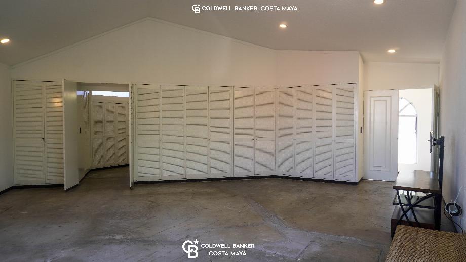 Privada Emiliano Zapata, Puebla, Puebla, 72190, Mexico, 5 Bedrooms Bedrooms, ,7 BathroomsBathrooms,Residential,For Sale,Privada Emiliano Zapata,1625472