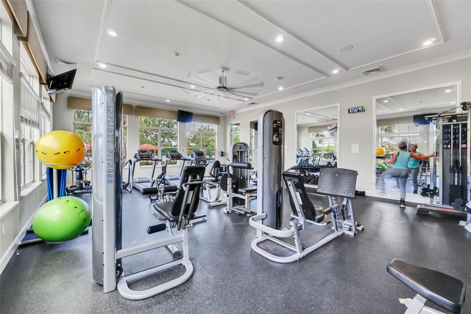 KISSIMMEE, Florida, 34744, United States, 4 Bedrooms Bedrooms, ,4 BathroomsBathrooms,Residential,For Sale,1986116