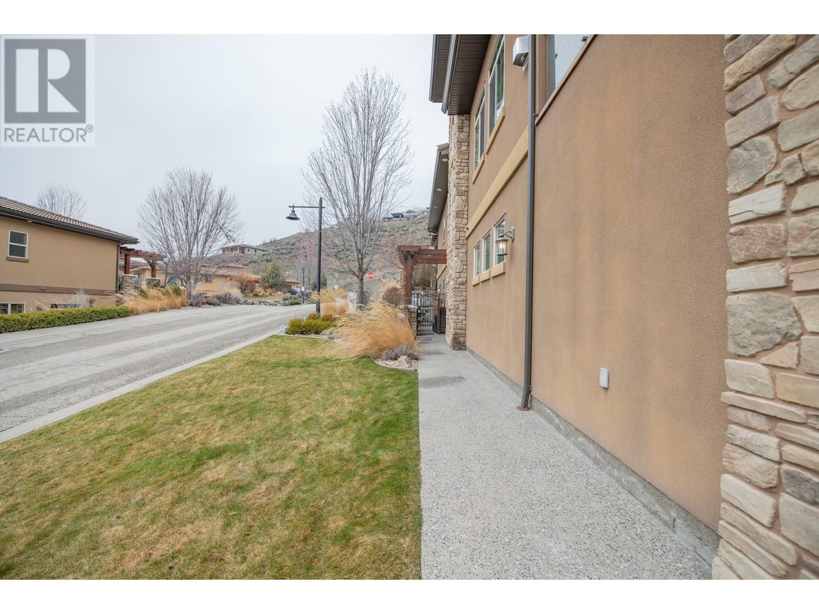 VERNON, British Columbia, V1H 1Z9, CA, 3 Bedrooms Bedrooms, ,2 BathroomsBathrooms,Residential,For Sale,1837593
