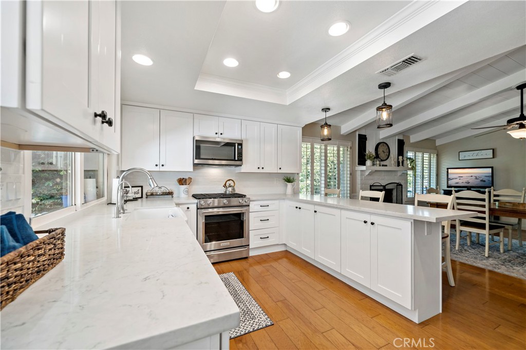 Upland, California, 91786, United States, 4 Bedrooms Bedrooms, ,2 BathroomsBathrooms,Residential,For Sale,1921413