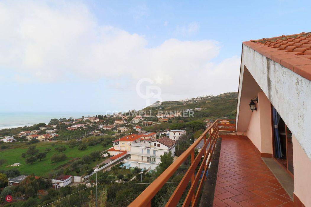 Via Salita Degli Ulivi, Agropoli, Salerno, 84043, IT, 3 Bedrooms Bedrooms, ,5 BathroomsBathrooms,Residential,For Sale,Via Salita Degli Ulivi,1613046