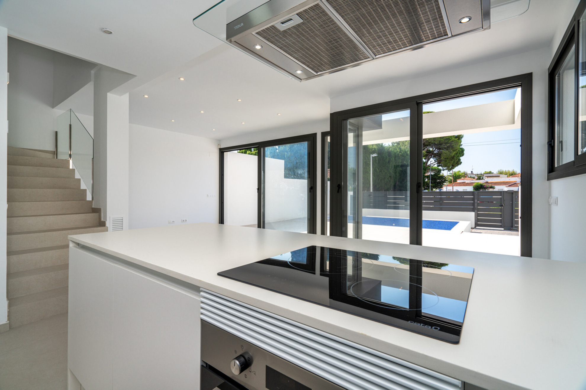  New minimalist building in Requesens - Empuriabrava - 物件實景