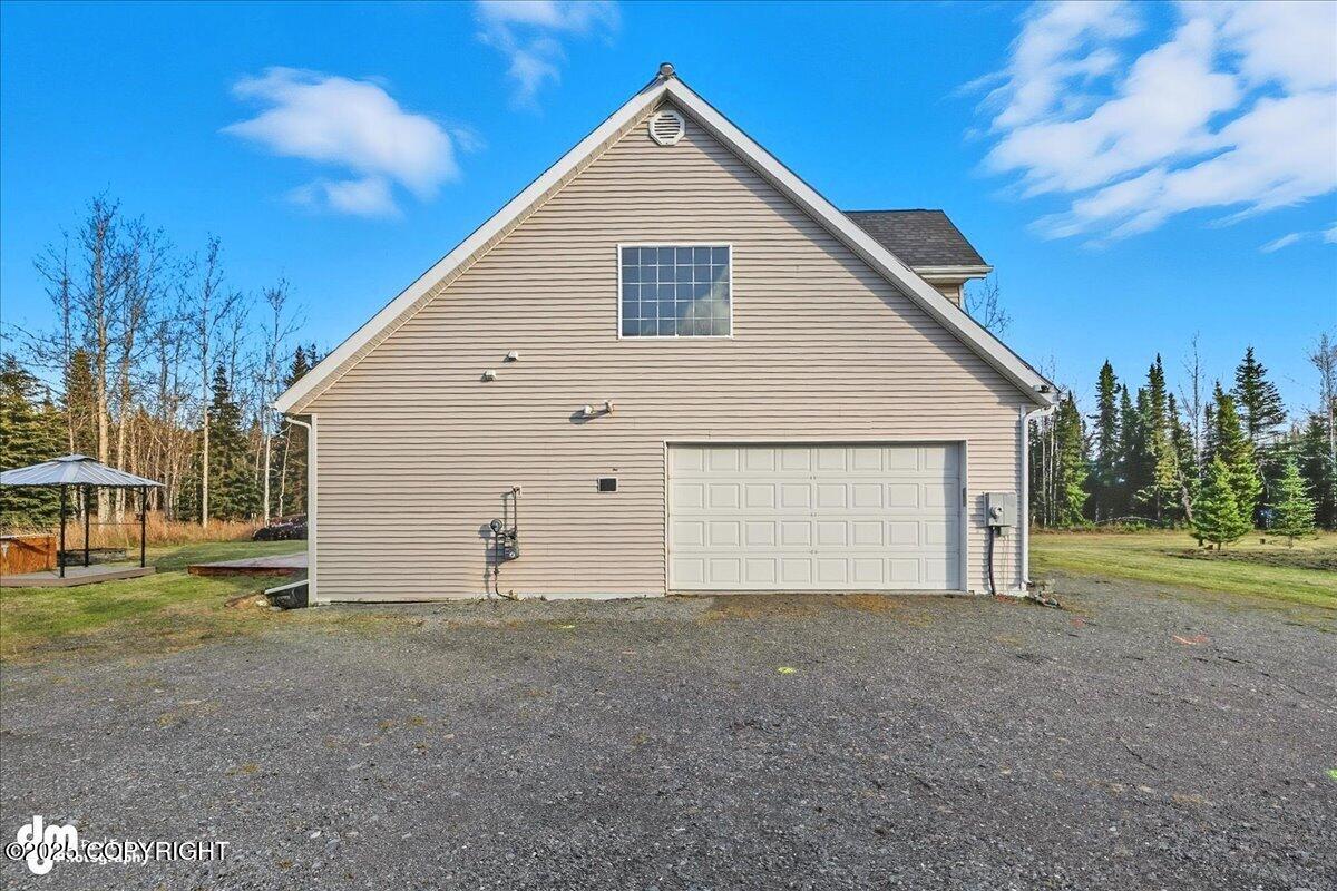 Sterling, Alaska, 99672, United States, 4 Bedrooms Bedrooms, ,3 BathroomsBathrooms,Residential,For Sale,1974036