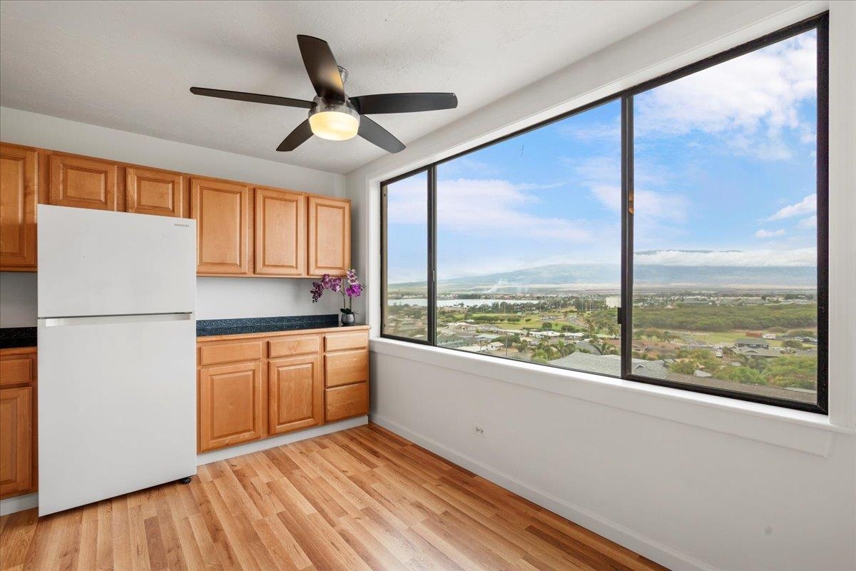 Wailuku, Hawaii, 96793, United States, 2 Bedrooms Bedrooms, ,2 BathroomsBathrooms,Residential,For Sale,1849060