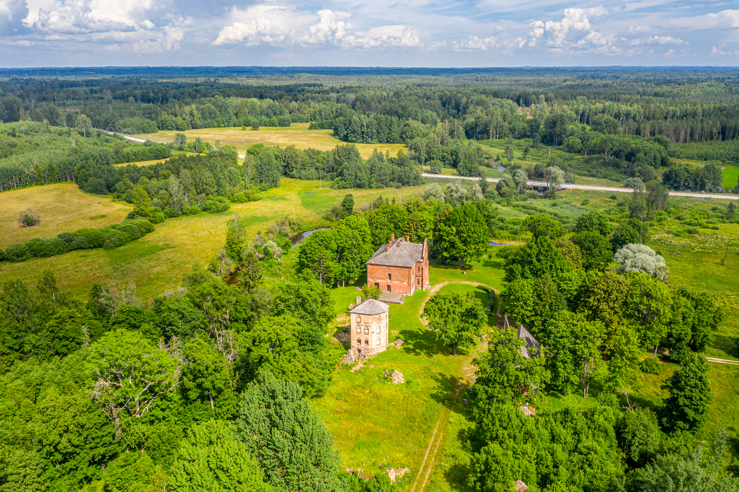  Manor house in Vecpiebalga region - 物件實景