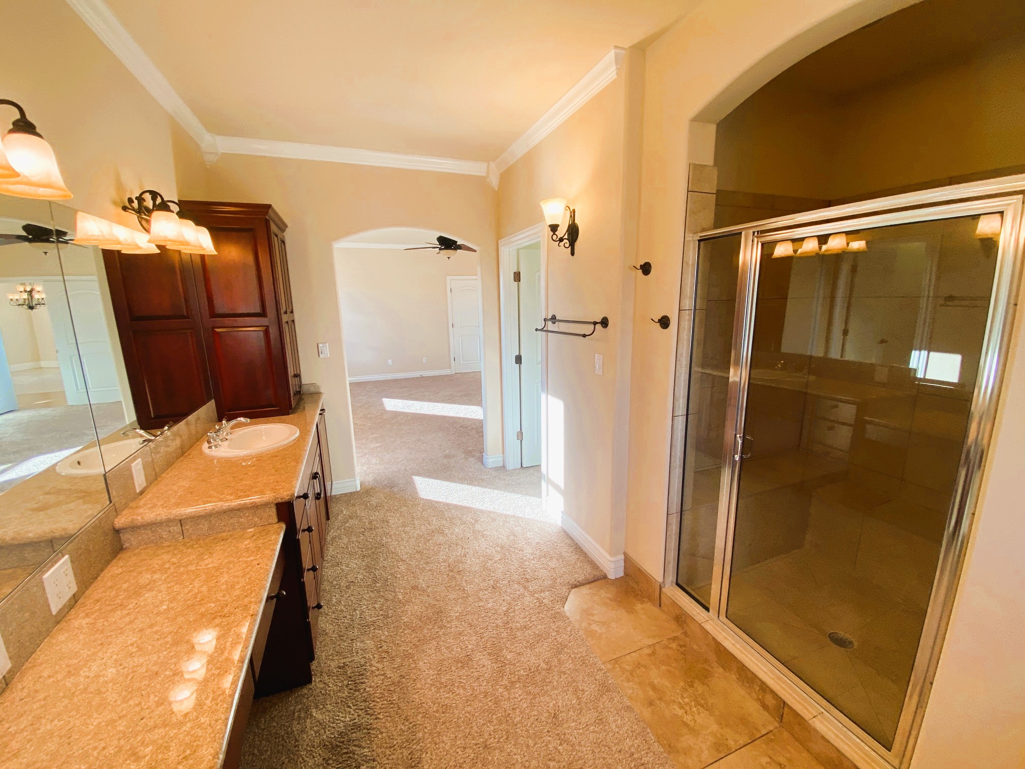 Farmington, New Mexico, 87402, United States, 4 Bedrooms Bedrooms, ,4 BathroomsBathrooms,Residential,For Sale,2005186