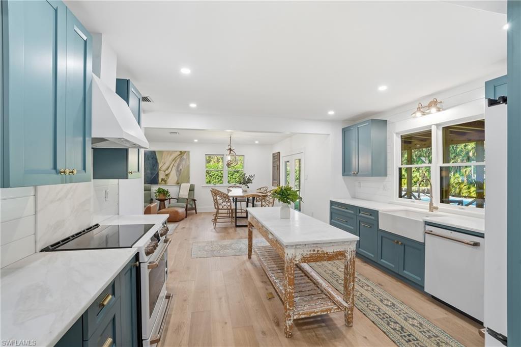 Naples, Florida, 34109, United States, 4 Bedrooms Bedrooms, ,4 BathroomsBathrooms,Residential,For Sale,1998540