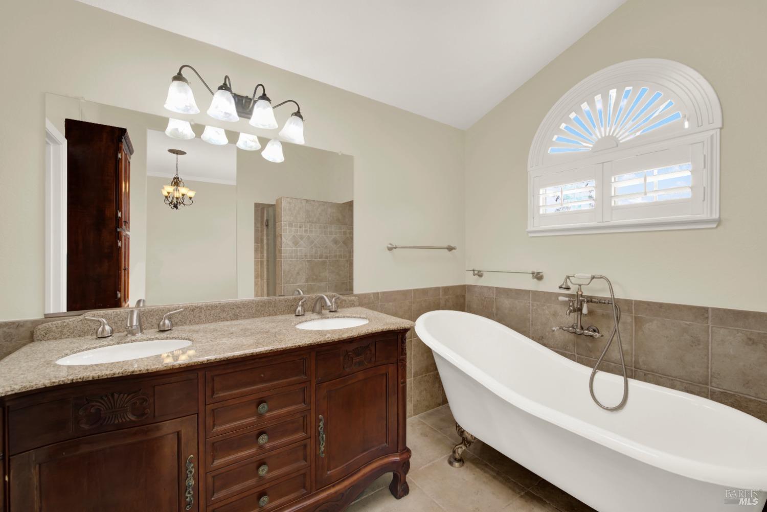 Fairfield, California, 94534, United States, 5 Bedrooms Bedrooms, ,3 BathroomsBathrooms,Residential,For Sale,1839073
