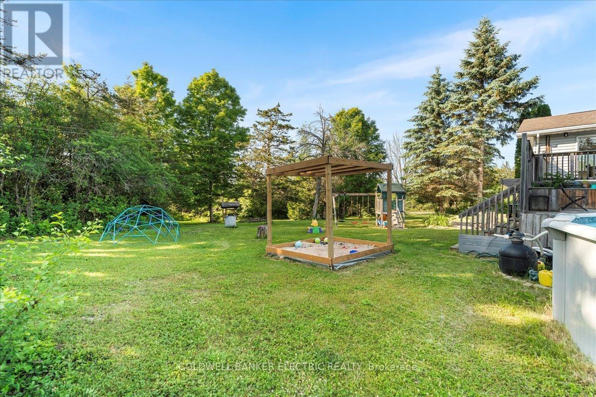 PRINCE EDWARD COUNTY (AMELIASBURG WARD), Ontario, K0K 1A0, CA, 5 Bedrooms Bedrooms, ,2 BathroomsBathrooms,Residential,For Sale,1867641