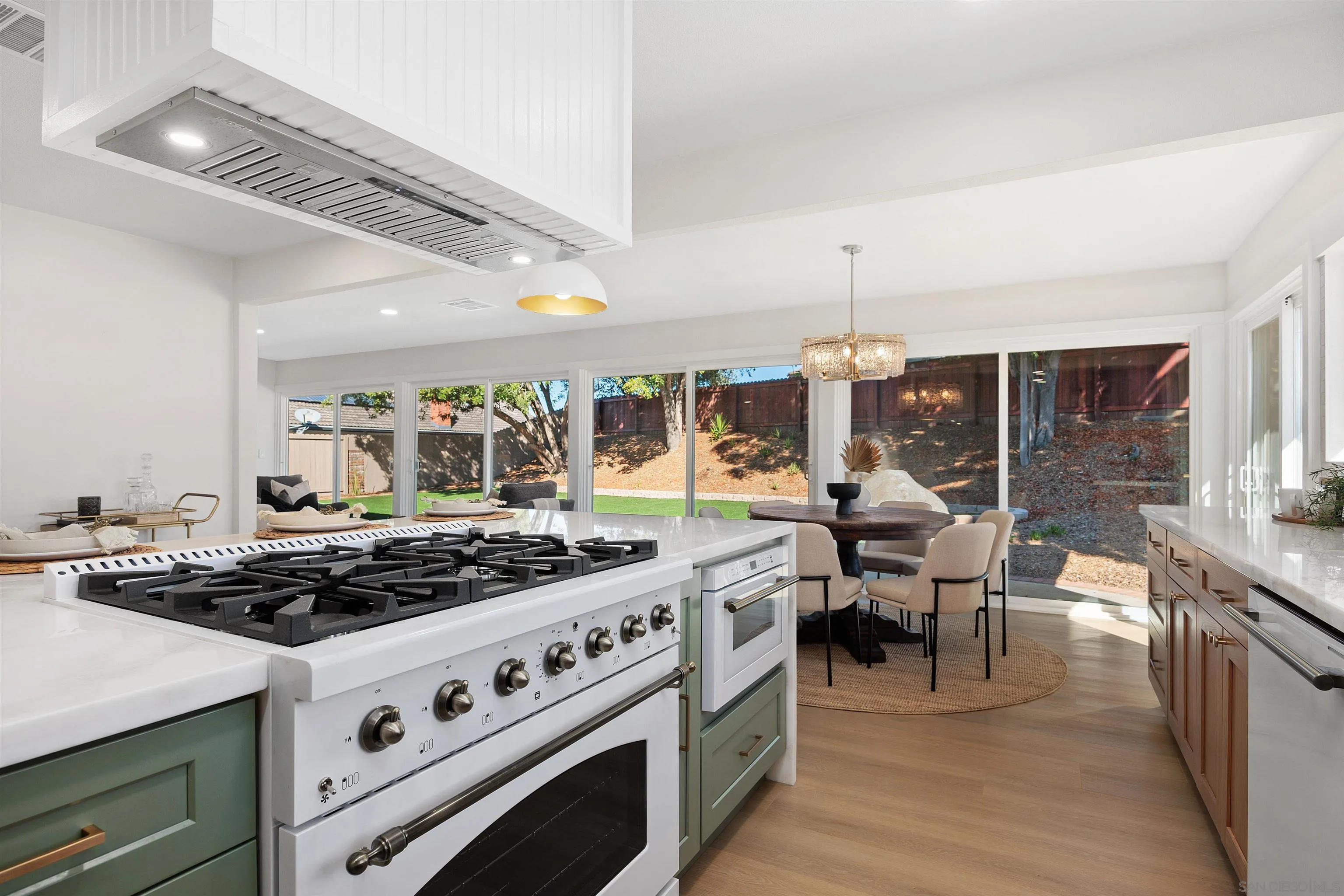 San Diego, California, 92128, United States, 3 Bedrooms Bedrooms, ,2 BathroomsBathrooms,Residential,For Sale,1999575