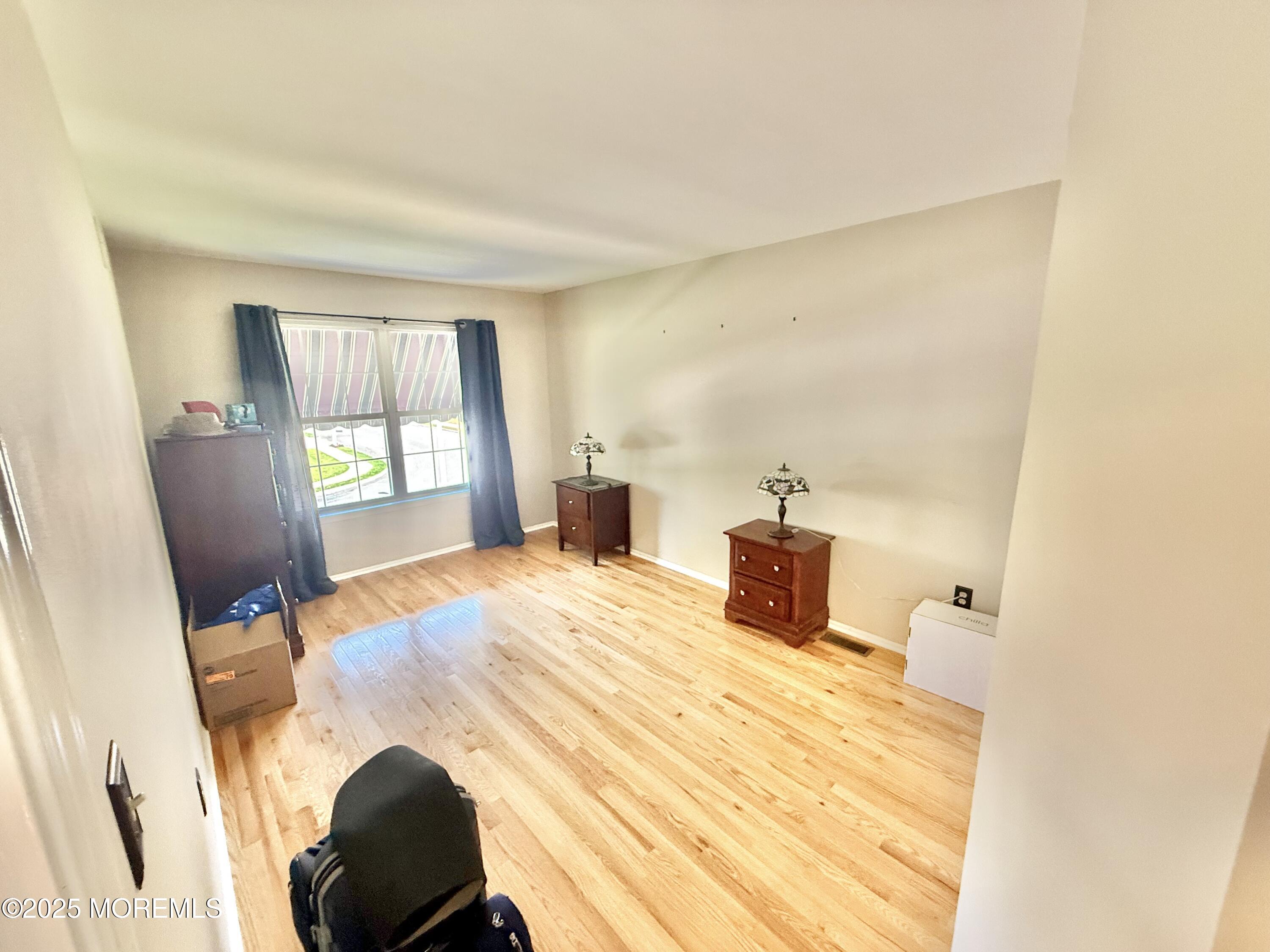 Howell, New Jersey, 07731, United States, 4 Bedrooms Bedrooms, ,3 BathroomsBathrooms,Residential,For Sale,1890794