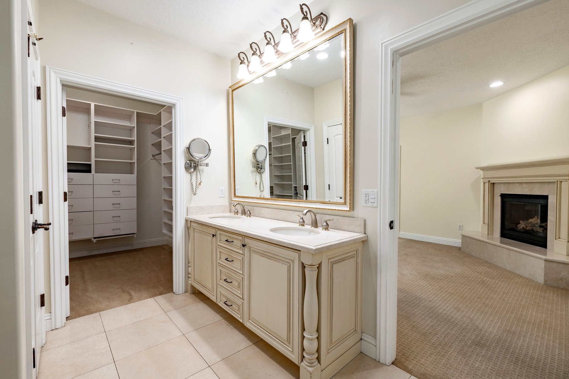  Private Gated Cottonwood Heights Retreat With Seasonal Stream & Mountain views - 物件實景
