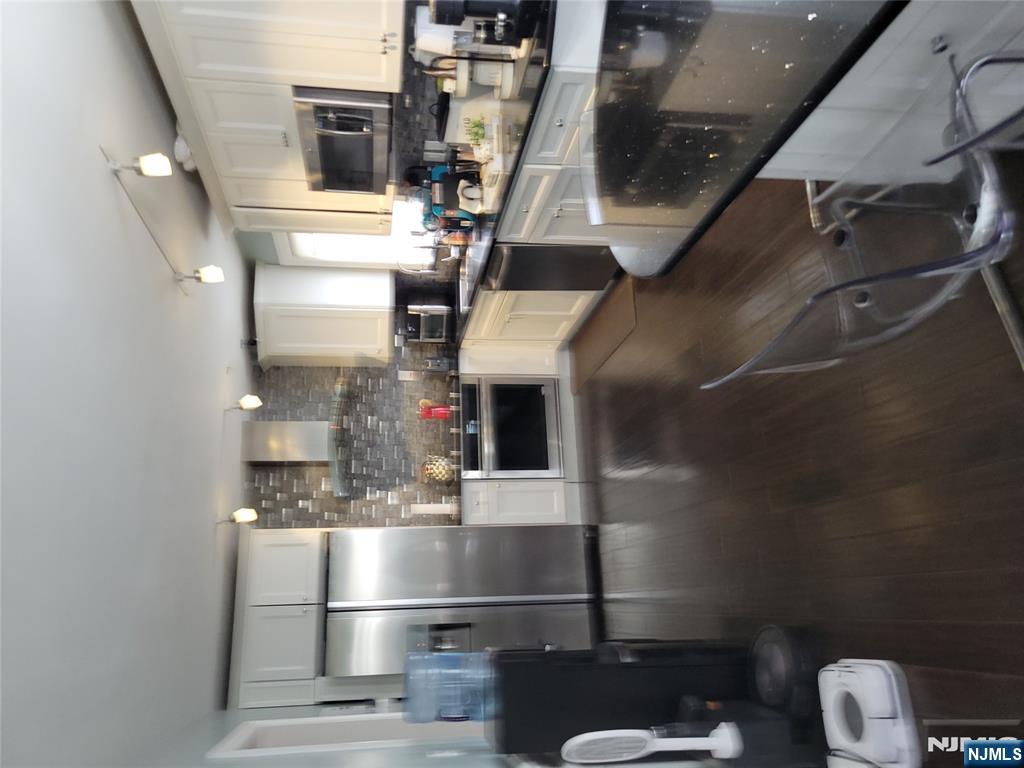 Englewood, New Jersey, 07631, United States, 3 Bedrooms Bedrooms, ,2 BathroomsBathrooms,Residential,For Sale,1991650