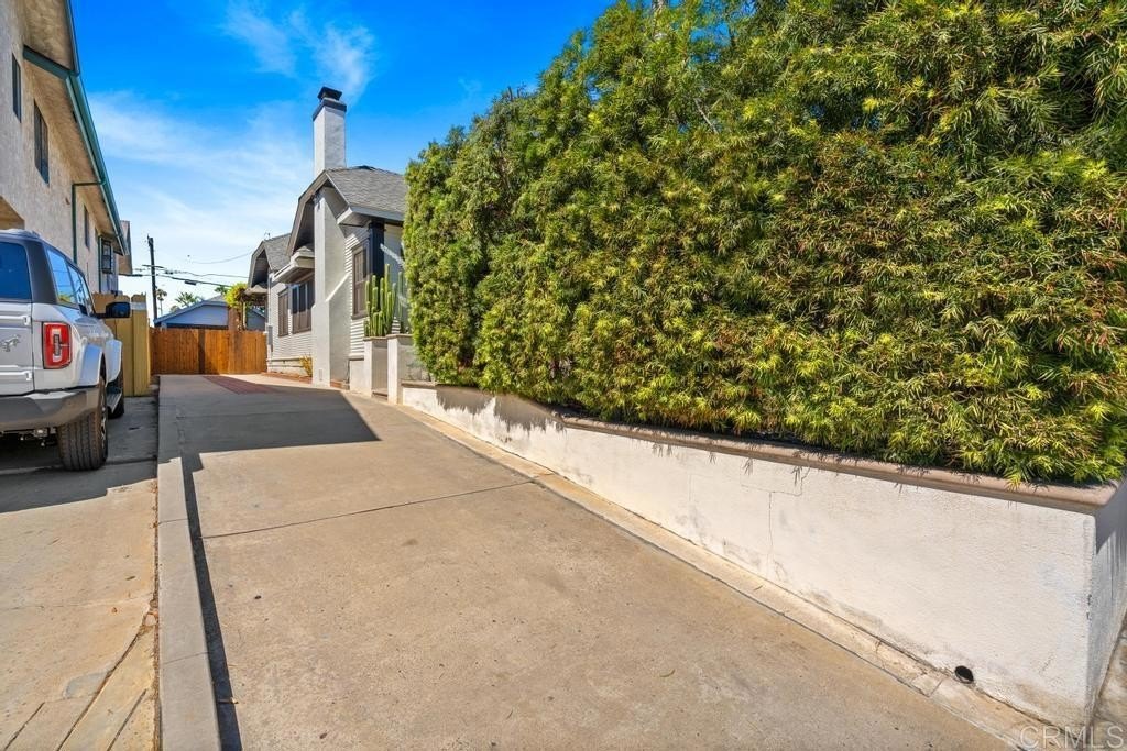 San Diego, California, 92104, United States, 3 Bedrooms Bedrooms, ,2 BathroomsBathrooms,Residential,For Sale,1950741
