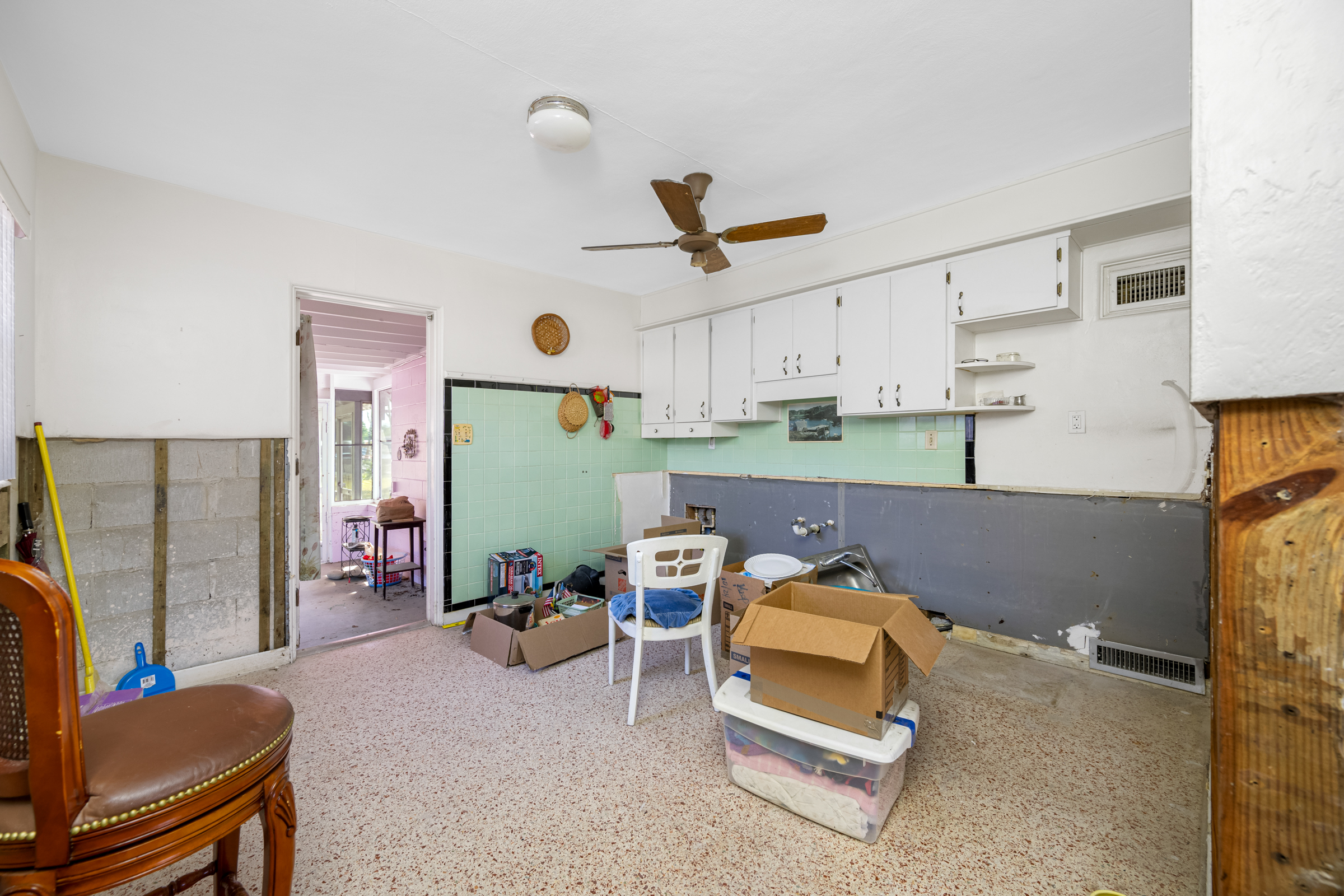 St Petersburg, Florida, 33701, United States, 2 Bedrooms Bedrooms, ,1 BathroomBathrooms,Residential,For Sale,1862109