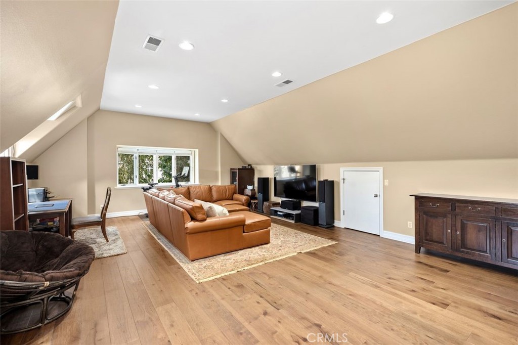 Mission Viejo, California, 92692, United States, 5 Bedrooms Bedrooms, ,5 BathroomsBathrooms,Residential,For Sale,1949715