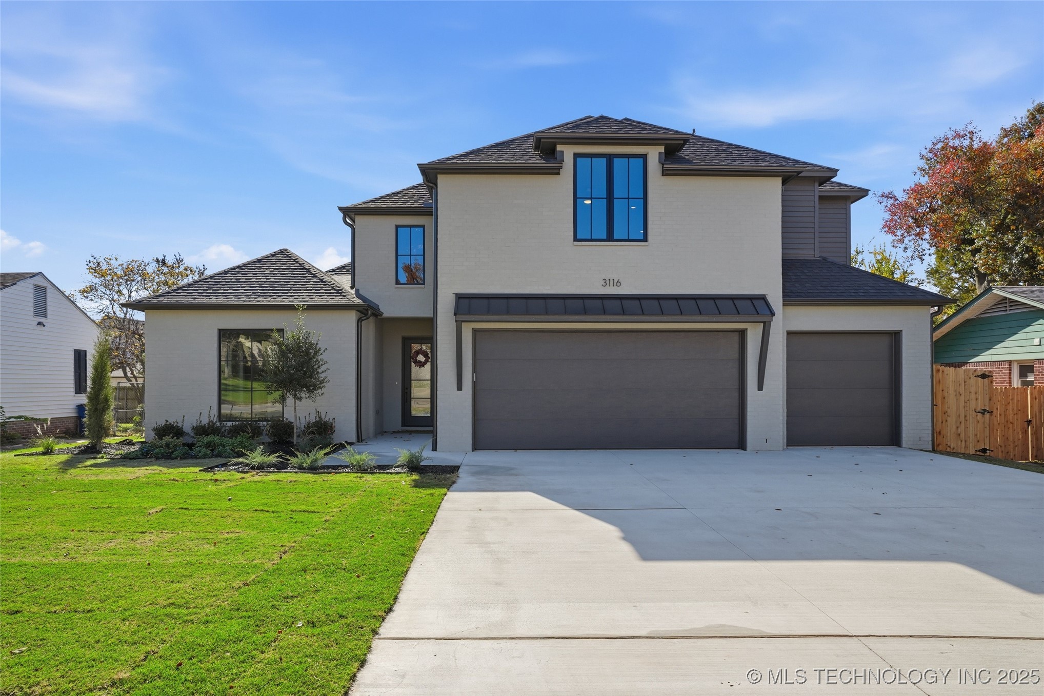 Tulsa, Oklahoma, 74114, United States, 4 Bedrooms Bedrooms, ,5 BathroomsBathrooms,Residential,For Sale,1990982