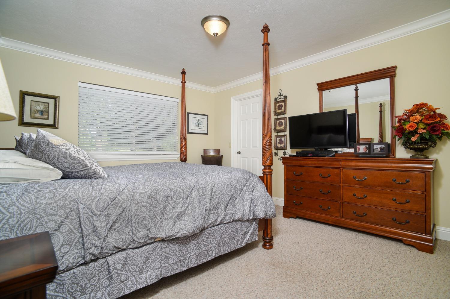 Wilton, California, 95693, United States, 5 Bedrooms Bedrooms, ,4 BathroomsBathrooms,Residential,For Sale,1901848