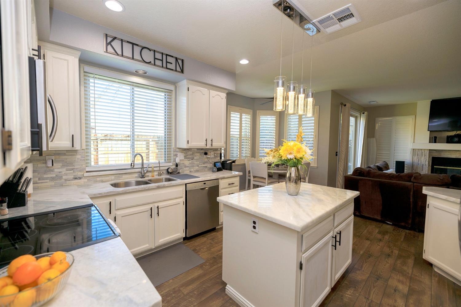 Tracy, California, 95376, United States, 4 Bedrooms Bedrooms, ,3 BathroomsBathrooms,Residential,For Sale,1980511