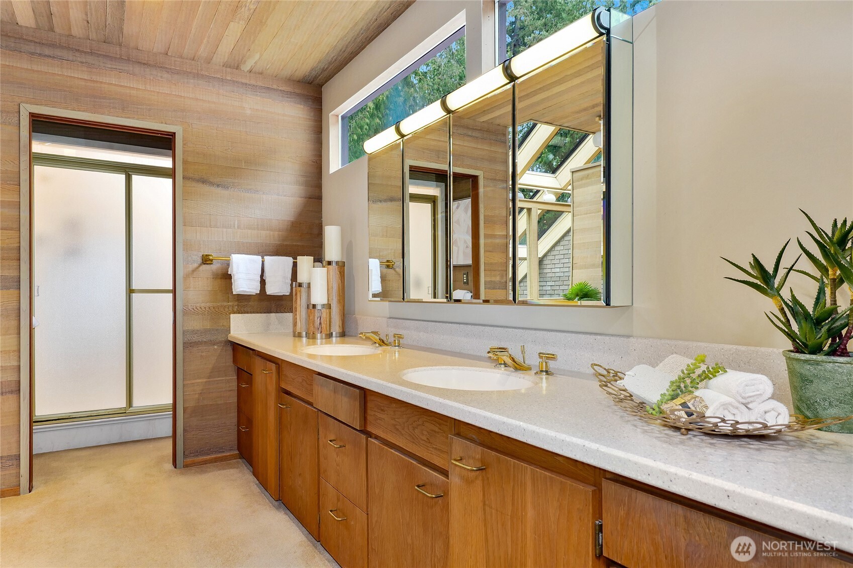 Renton, Washington, 98059, United States, 5 Bedrooms Bedrooms, ,4 BathroomsBathrooms,Residential,For Sale,1925920