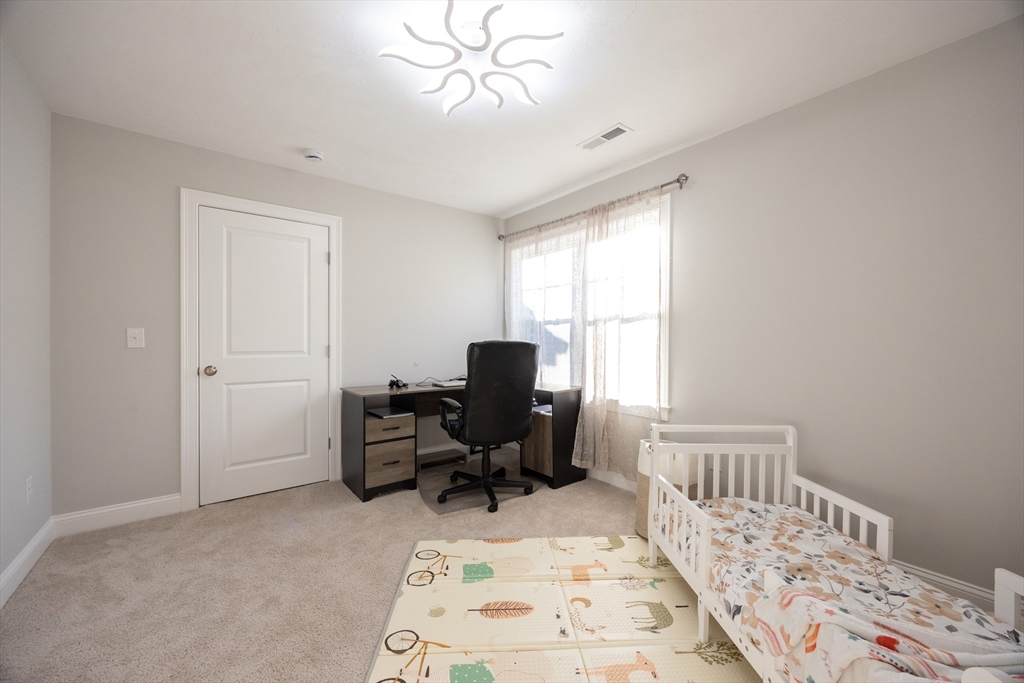 Bellingham, Massachusetts, 02019, United States, 4 Bedrooms Bedrooms, ,3 BathroomsBathrooms,Residential,For Sale,2000671