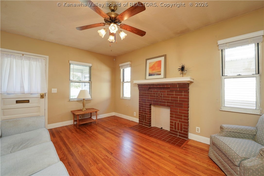21st St, Dunbar, WV 25064 #1