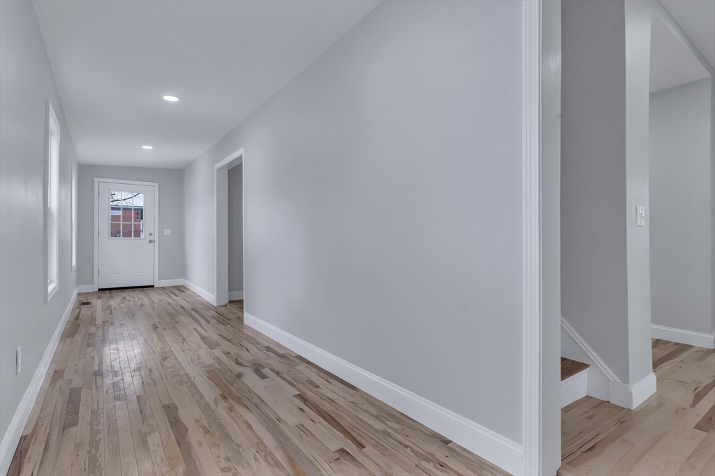 Dedham, Massachusetts, 02026, United States, 3 Bedrooms Bedrooms, ,2 BathroomsBathrooms,Residential,For Sale,2040275