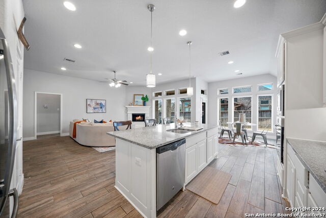 New Braunfels, Texas, 78132-4459, United States, 4 Bedrooms Bedrooms, ,3 BathroomsBathrooms,Residential,For Sale,1976937