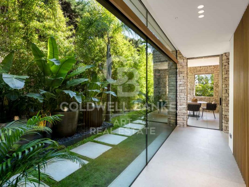 Marbella, Andalusia, ES, 5 Bedrooms Bedrooms, ,5 BathroomsBathrooms,Residential,For Sale,1766354