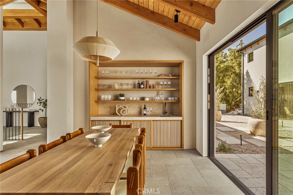 Malibu, California, 90265, United States, 7 Bedrooms Bedrooms, ,9 BathroomsBathrooms,Residential,For Sale,1838942