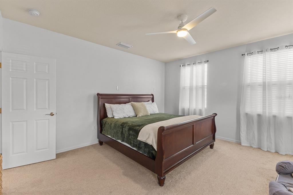 Bradenton, Florida, 34209, United States, 5 Bedrooms Bedrooms, ,3 BathroomsBathrooms,Residential,For Sale,1916938