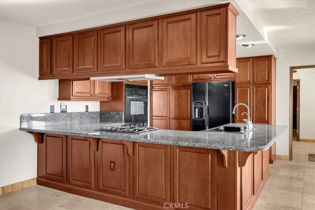 Hesperia, California, 92345, United States, 6 Bedrooms Bedrooms, ,4 BathroomsBathrooms,Residential,For Sale,1942920