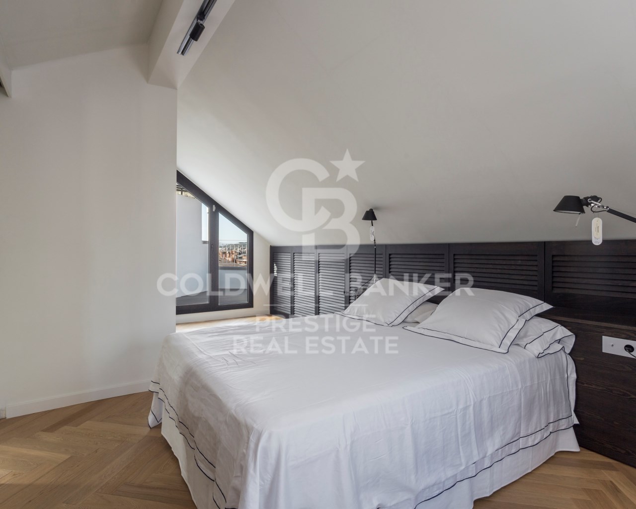 Barcelona, Catalonia, ES, 2 Bedrooms Bedrooms, ,3 BathroomsBathrooms,Residential,For Sale,1449046