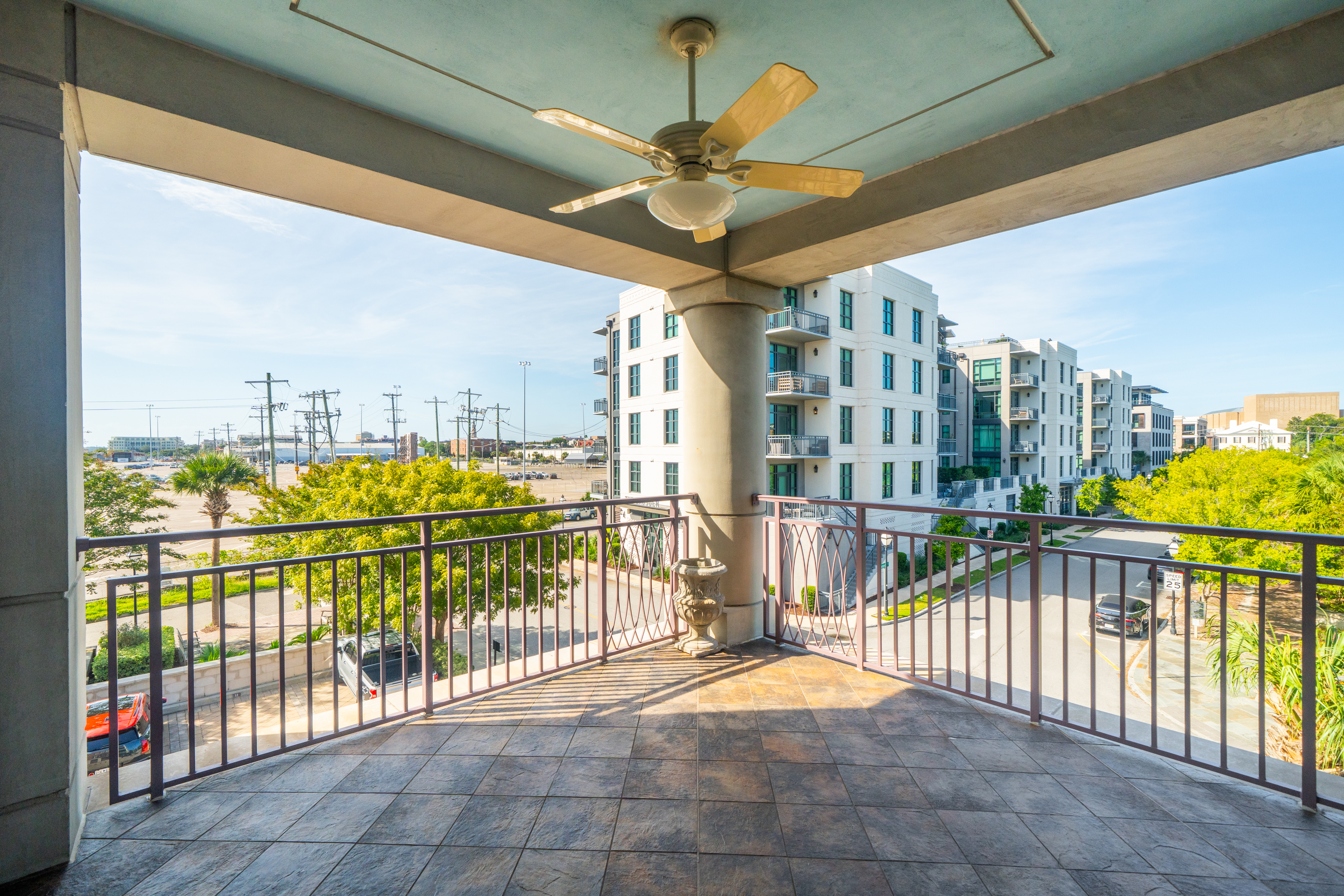  2 Laurens Street Unit 2C - 物件實景