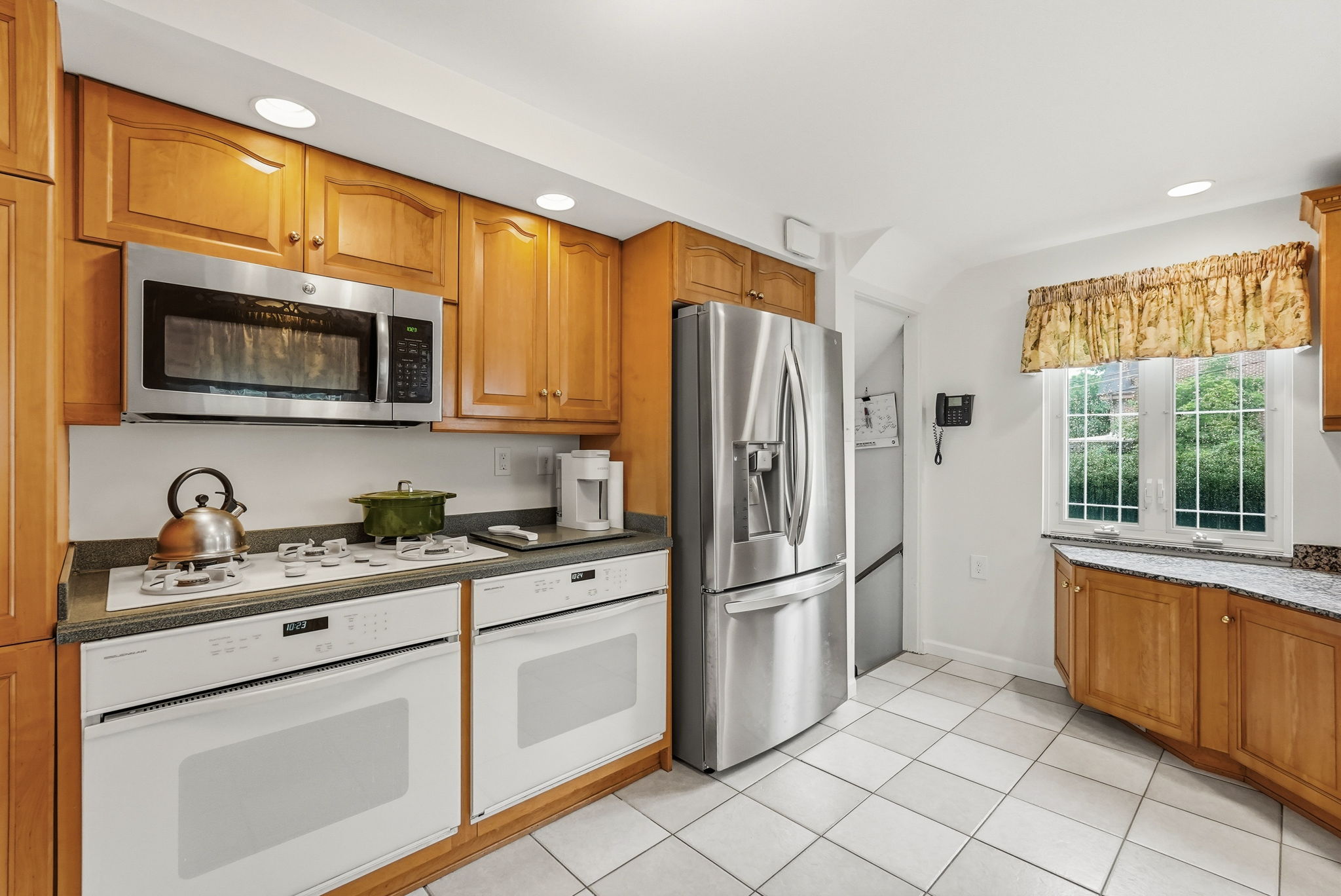  2722 Espy Avenue, Pittsburgh, PA 15216 - 物件實景